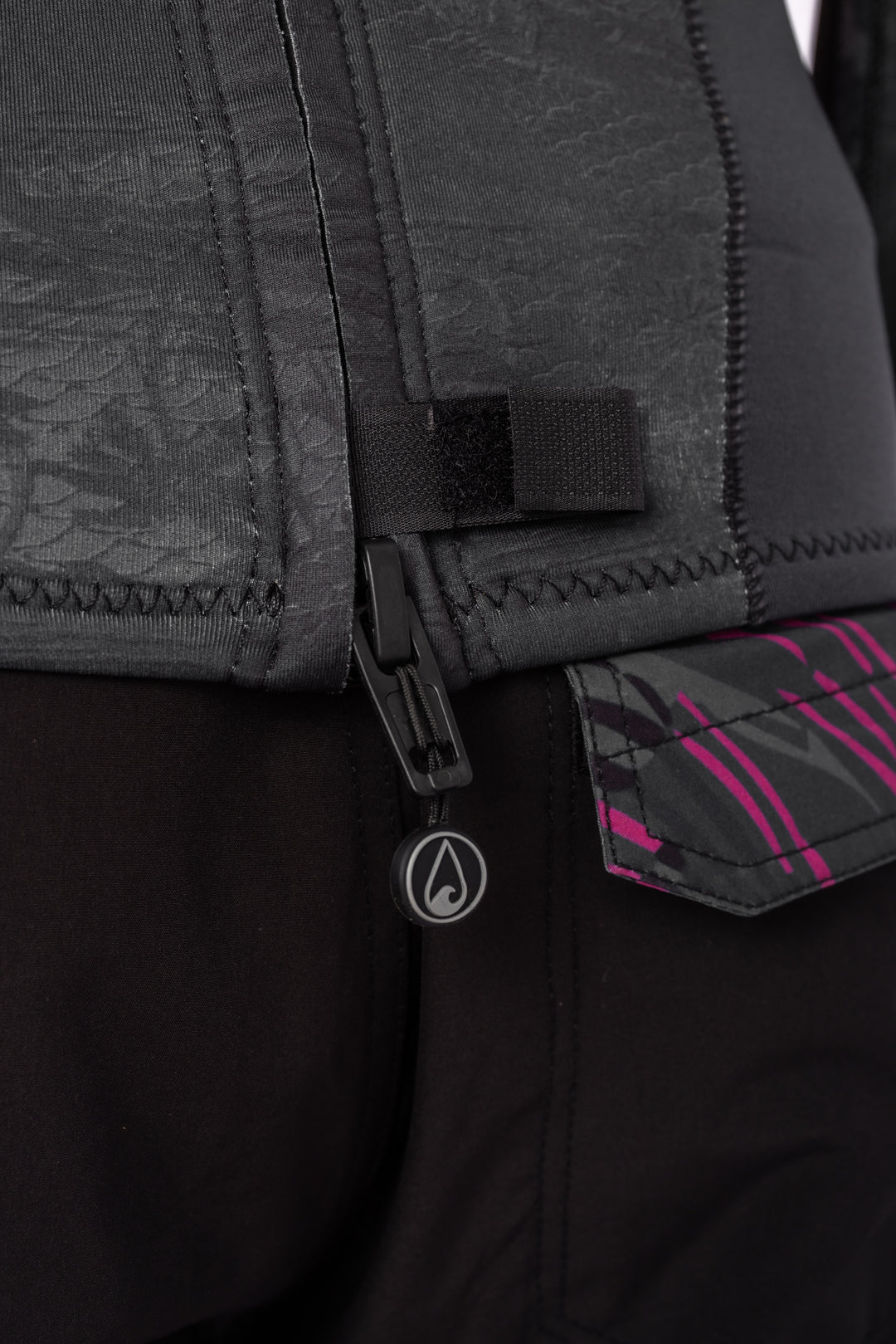 Men's Tropicam Black Rear-zip Surf Top