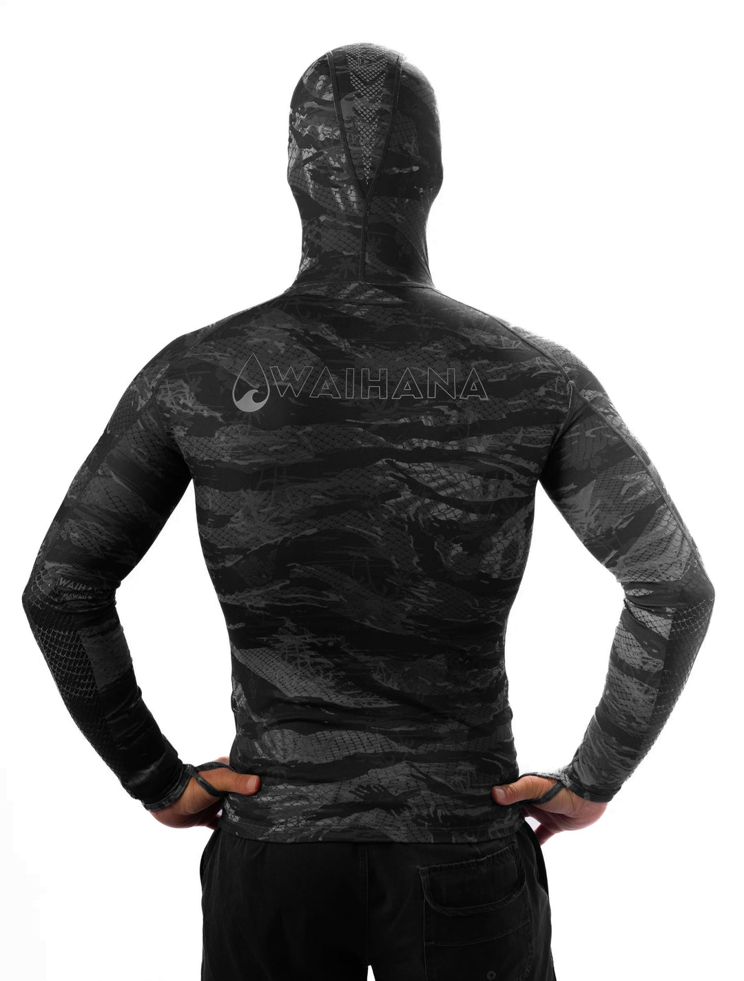 Tropicam Black Rashguard